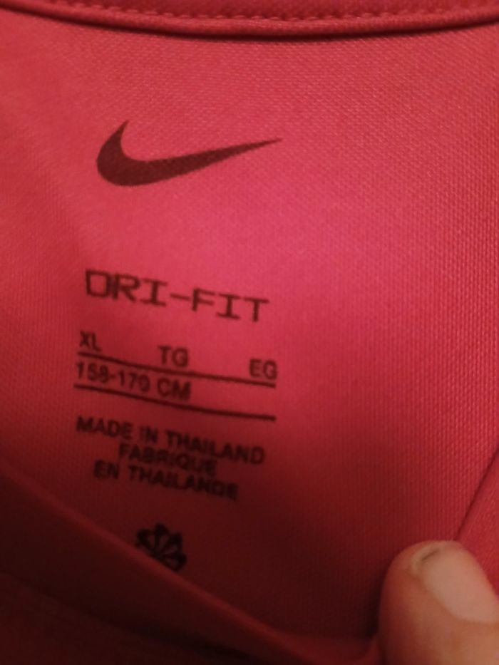 Maillot sport Nike - photo numéro 3
