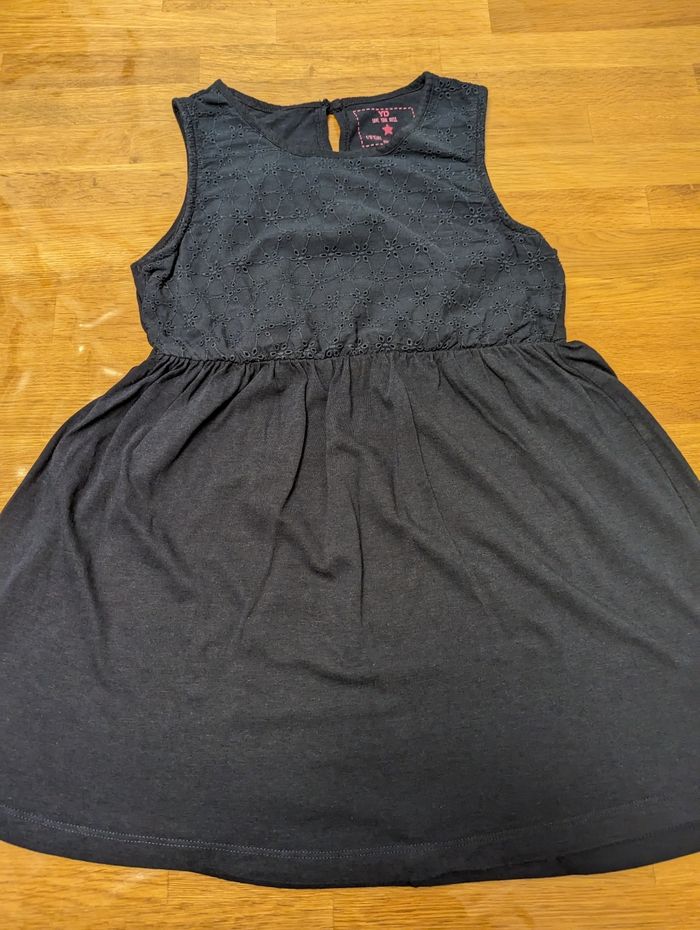 Robe fille été 9-10 ans 140 cm YD très bon état - photo numéro 4