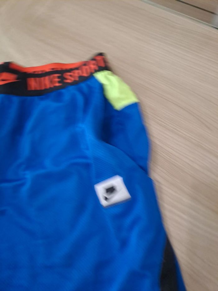 Short nike 36/38 - photo numéro 4