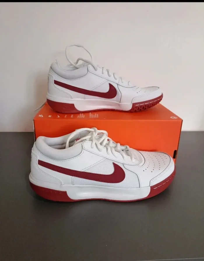 Baskets de tennis Nike zoom court - photo numéro 2