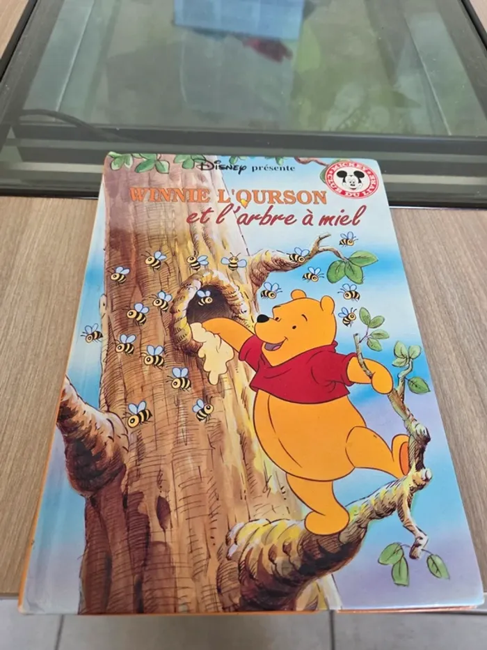 Livre disney winnie l'ourson et l'arbre à miel