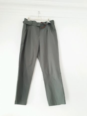 Pantalon droit vert kaki 40