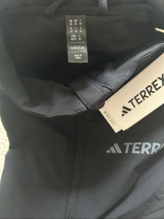Veste Adidas Terrex Wind Rdy - Taille XS Neuf - photo numéro 3