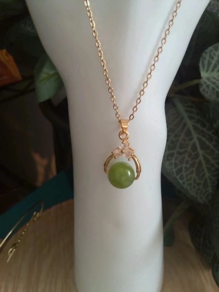 Collier de jade verte đź’š.