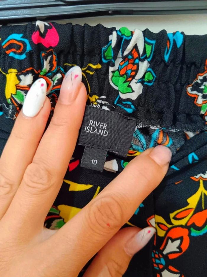 C1 Pantalon fleurie river Island 36 - photo numéro 3