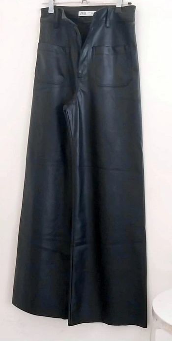 Pantalon large simili cuir zara