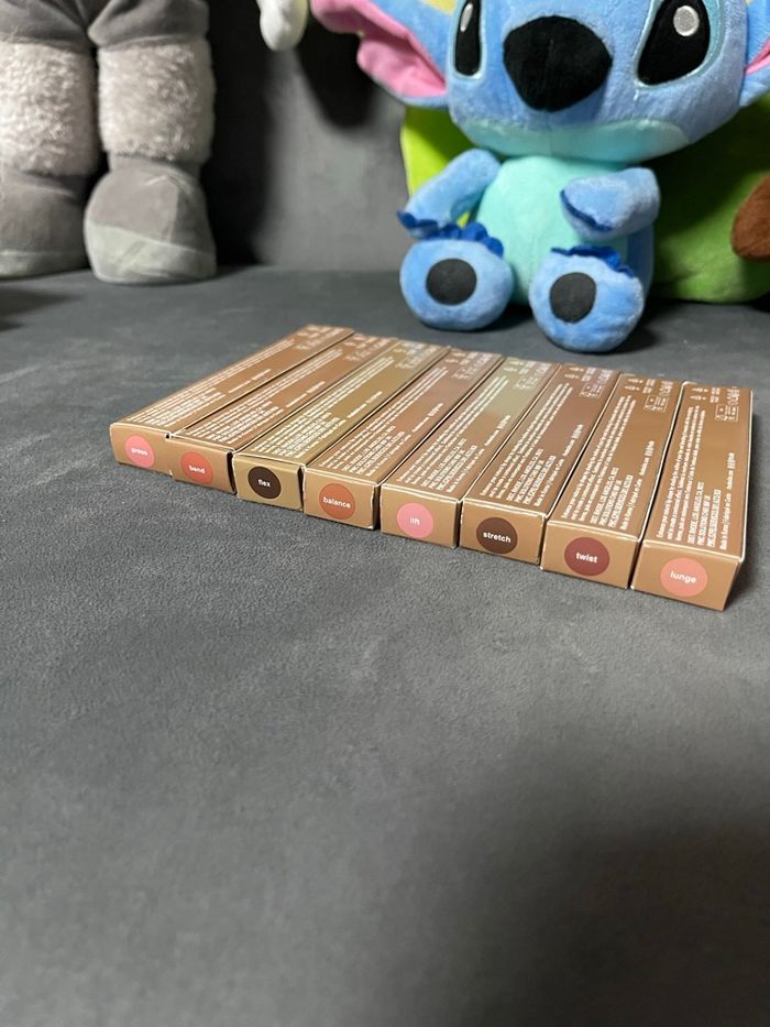 Rhode contour lèvre ( teinte au choix )