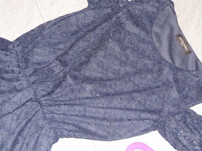 robe dentelle bleu marine taille 12 ans - photo numéro 2