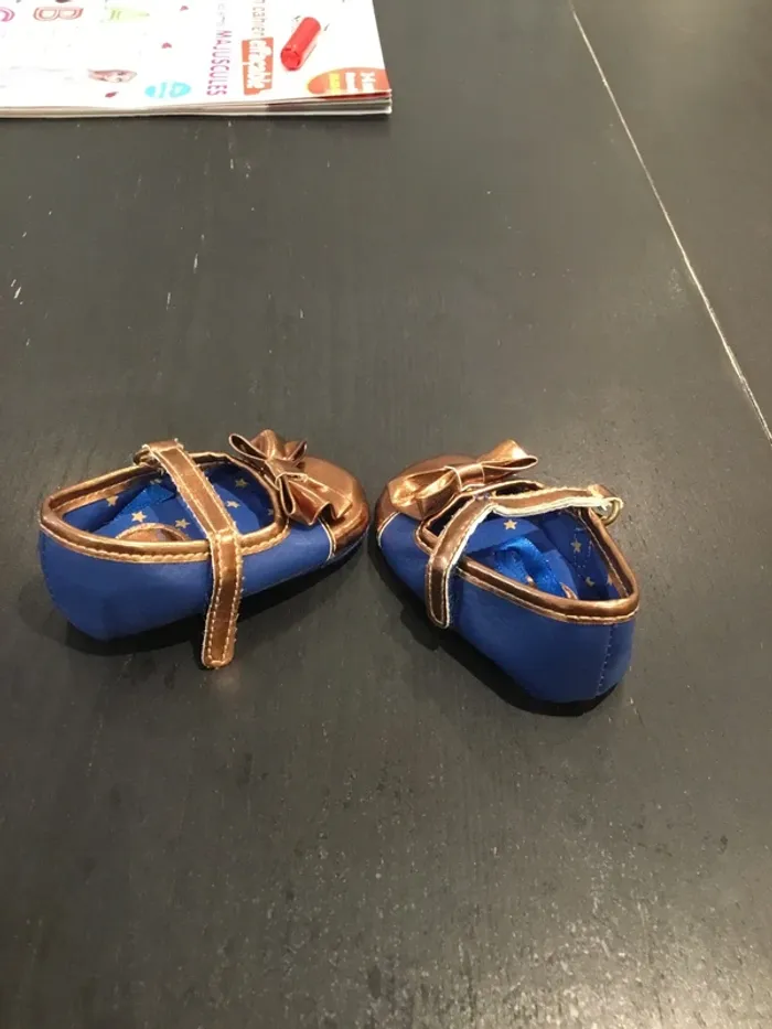 Chaussures bébé 0-3 mois - photo numéro 3
