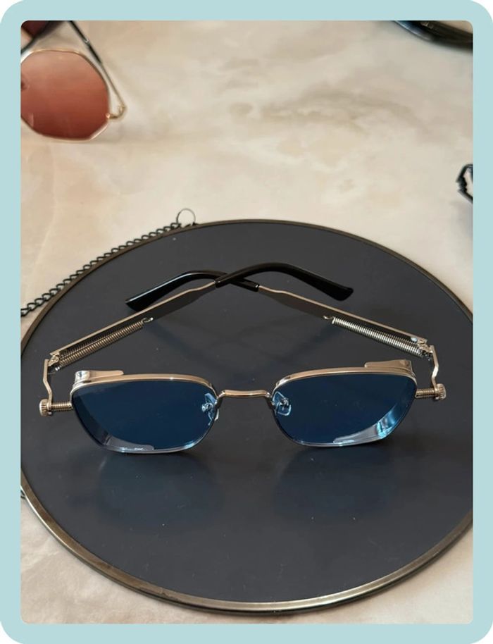 Lunette de soleil bleue/dorée - photo numéro 3