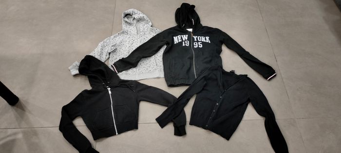 Lot vestes et pulls filles 12 ans
