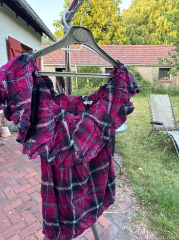 Très joli haut stradivarius neuf  taille S/M