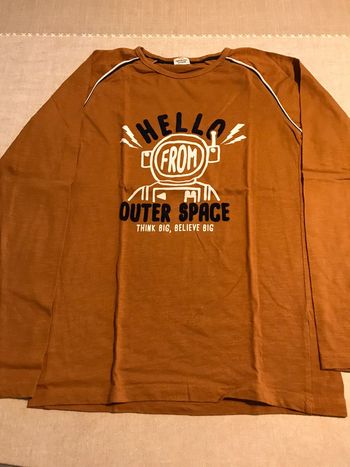 Pull fin neuf 14 ans