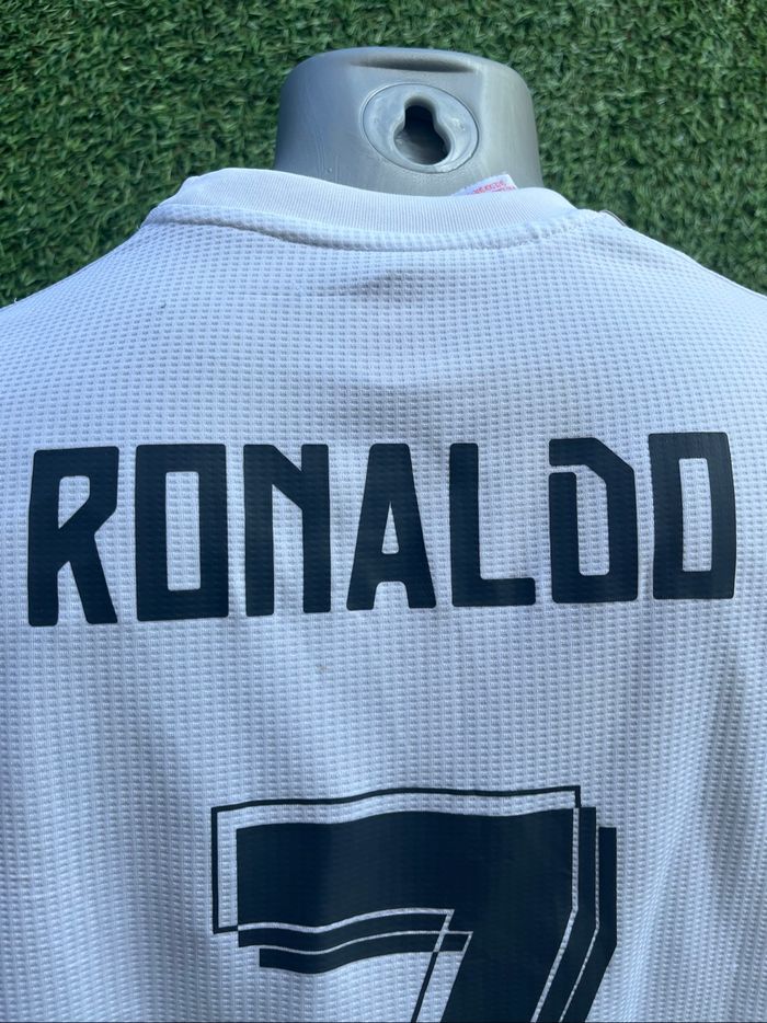 Maillot Ronaldo Real Madrid - photo numéro 4