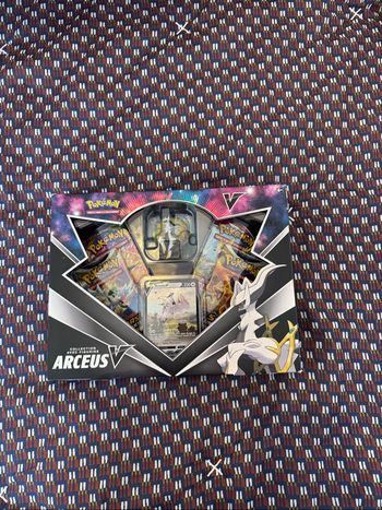 Coffret Pokémon Arceus V