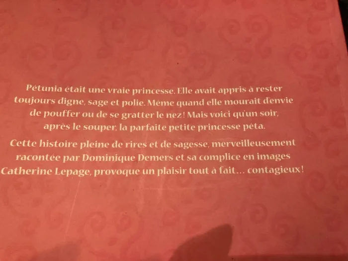 Livre Pétunia princesse des pets - photo numéro 5
