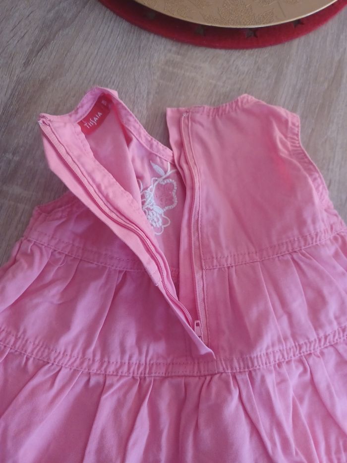 Robe 6 mois - photo numéro 3