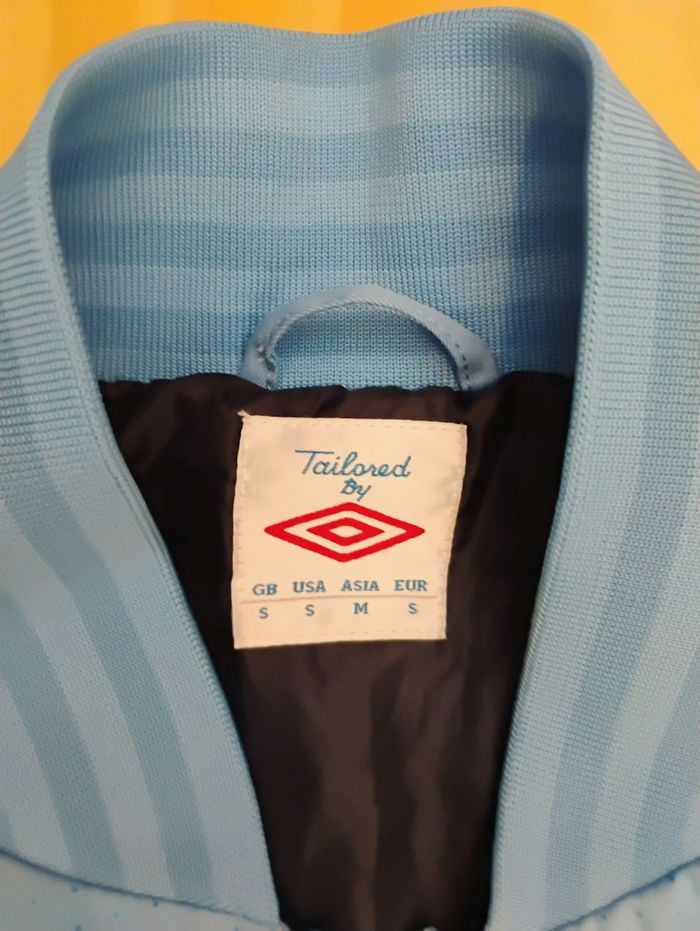 Veste Manchester city Taille s - photo numéro 2