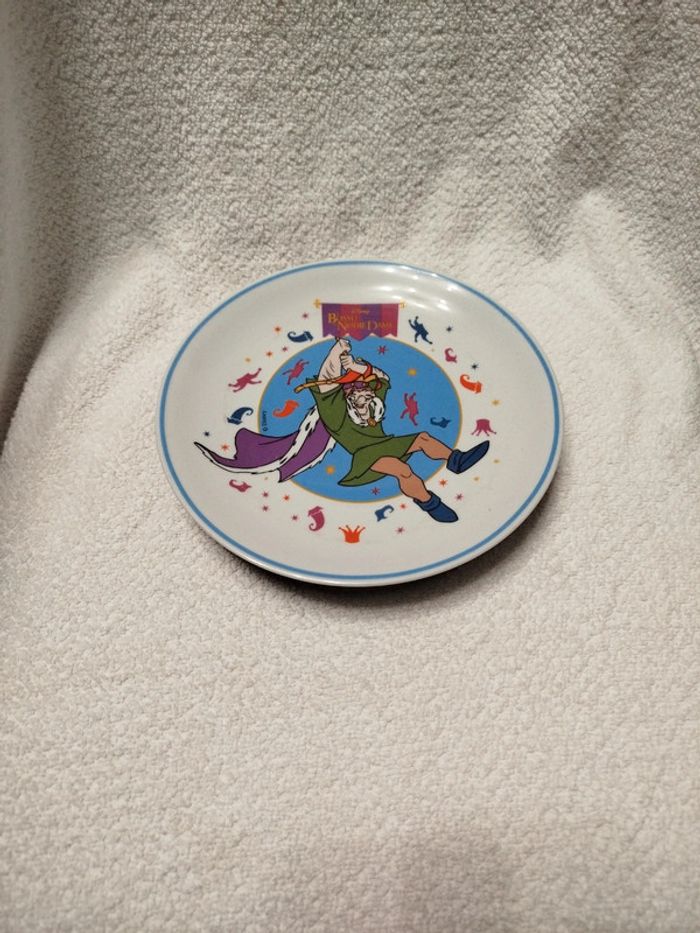 Assiette Disney Le Bossu de notre Dame
