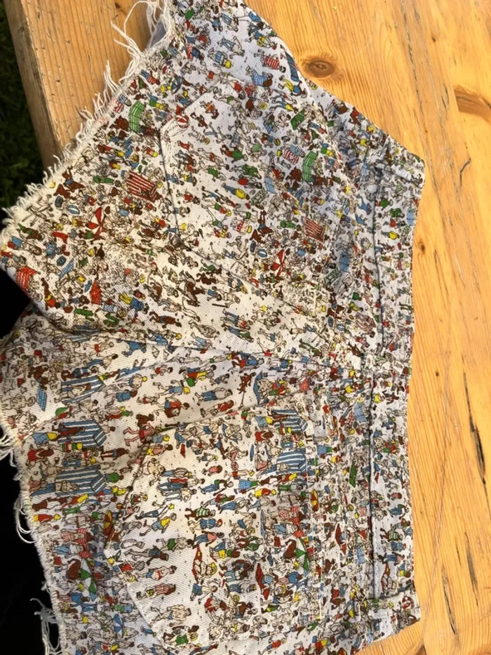 T 36 - pull&bear shirt ou est Charlie - photo numéro 5