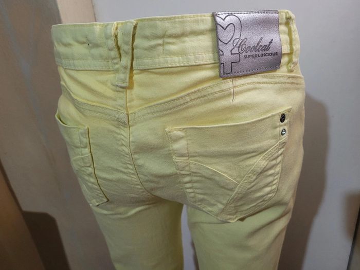 Jean jaune, taille 38 - photo numéro 6