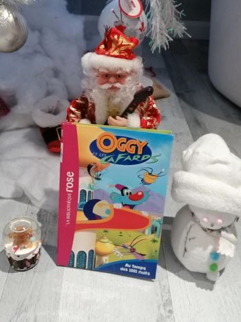 Livre oggy et les cafards 🦗