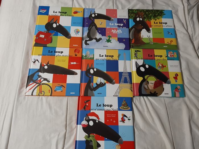 lot de 7 livres grand formats le loup