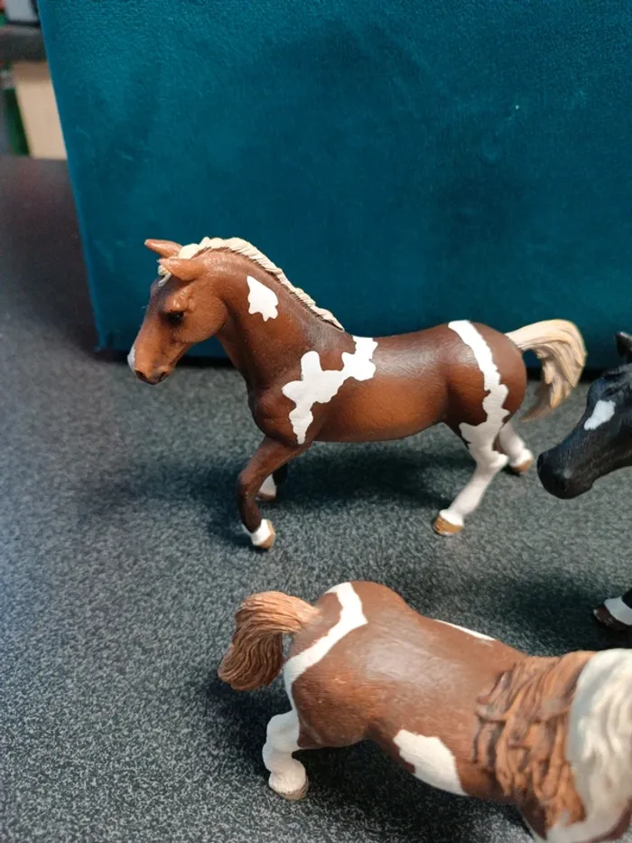 Lot 3 chevaux figurines - photo numéro 4