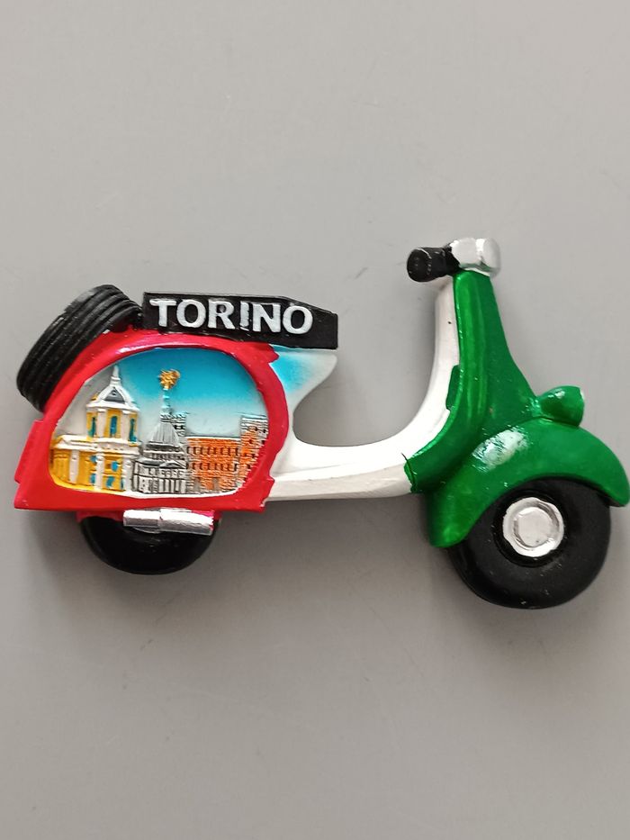 Aimant scooter Torino - photo numéro 5