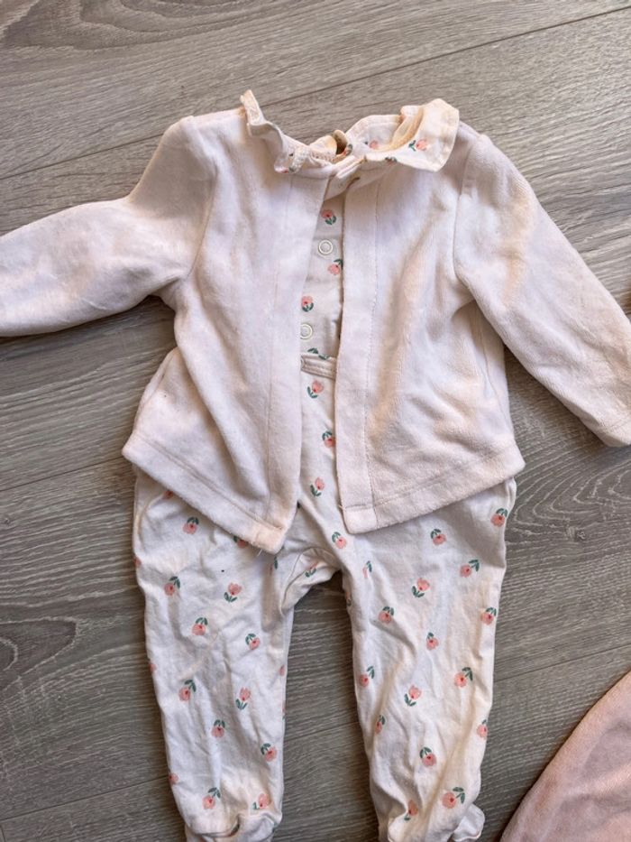 Lot de 2 pyjamas 1 velour et 1 coton bébé fille 3 mois - photo numéro 4