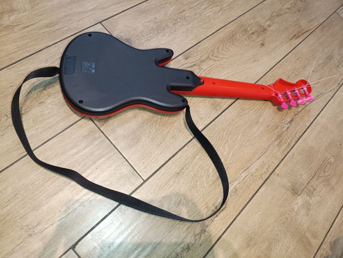 Guitare miraculous - photo numéro 3