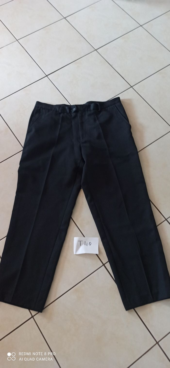 Pantalon de costume noir t. 40