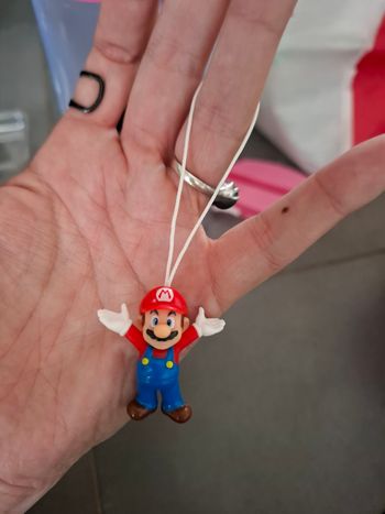 Figurine mario