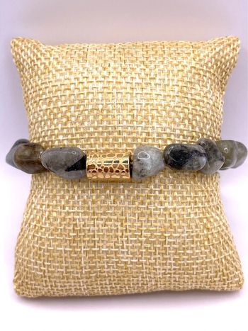 Bracelet en pierre naturelle et acier inoxydable doré et hypoallergénique