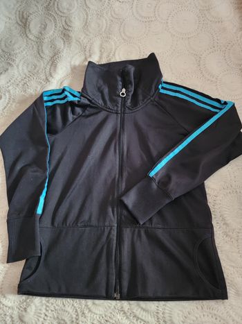 Veste à rayures sur les manches