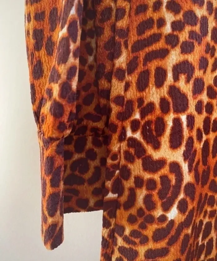 Robe longue taille M de marque Primark Motifs léopard Taille 40 42 Neuve - photo numéro 3