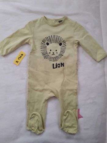 Pyjama jaune