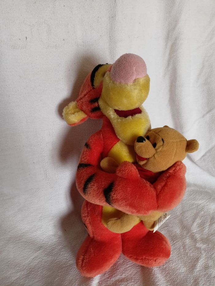 Tigrou et Winnie Disneyland Paris 40 cm - photo numéro 2