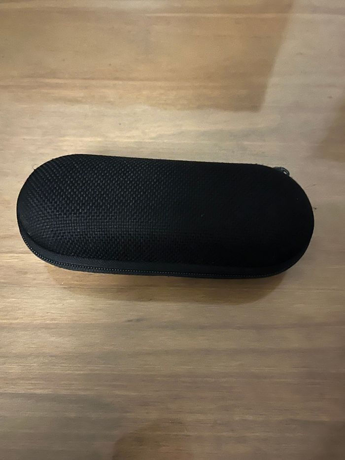 Étui à lunettes noir coque - photo numéro 2