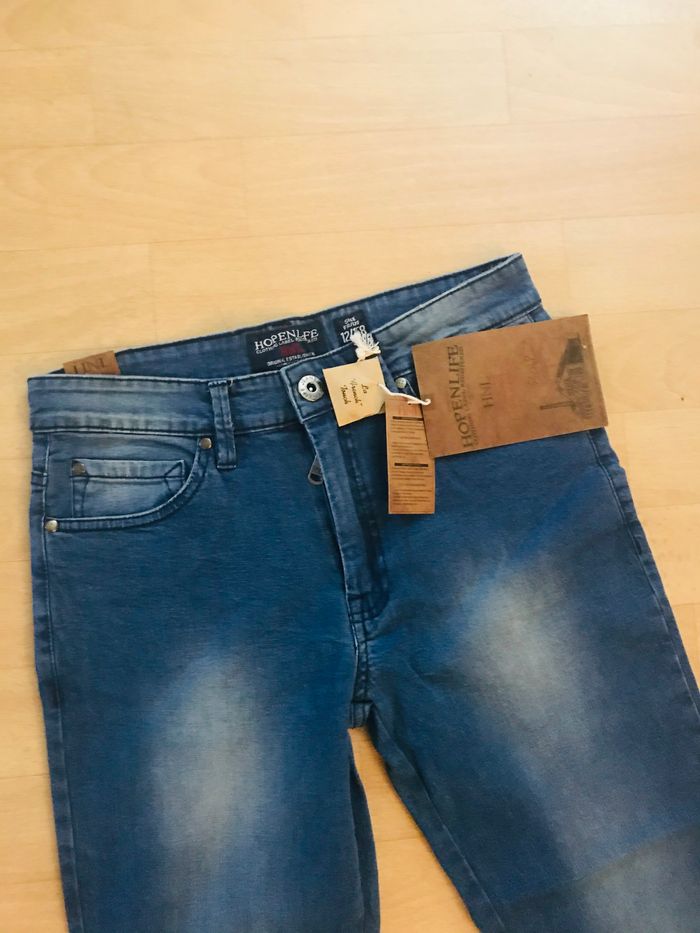 Jeans garçon taille 12 ans neuf - photo numéro 2