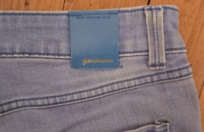 Jean cropped taille haute - Stradivarius - photo numéro 4
