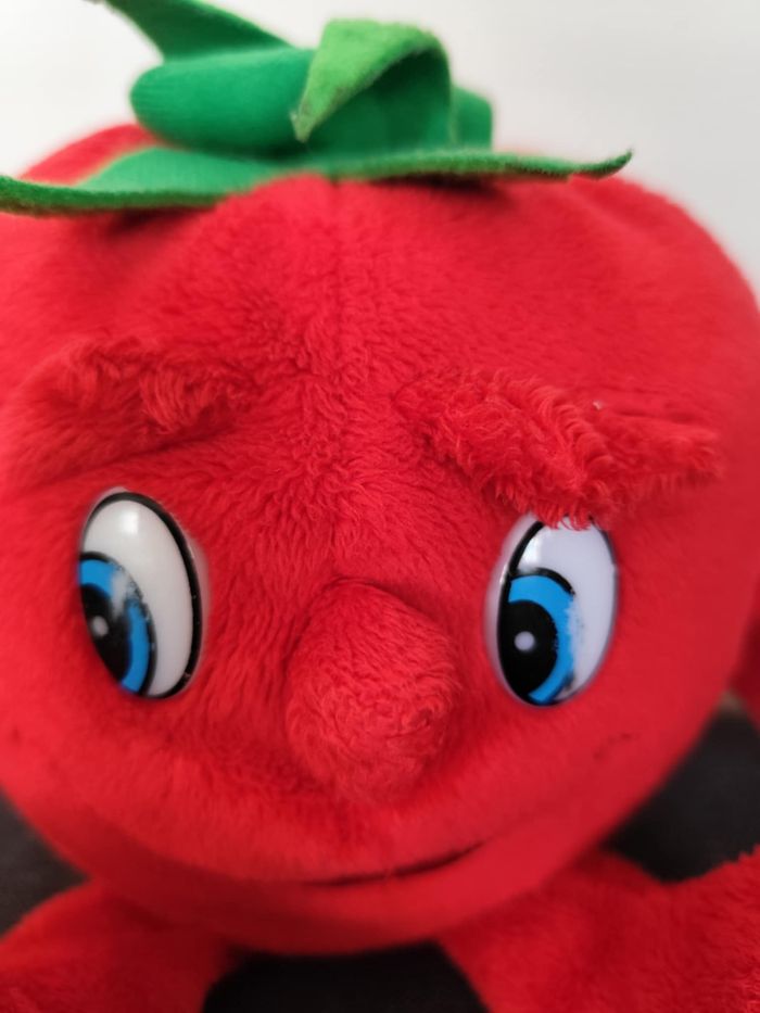 Peluche " Tomate " , très bon état - photo numéro 3