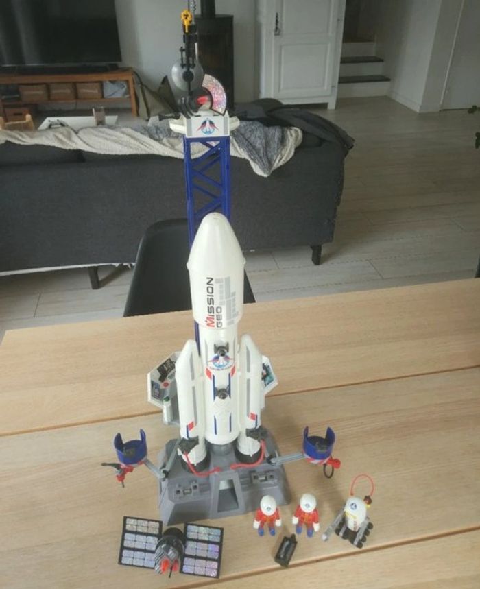 Fusée playmobil son et lumière