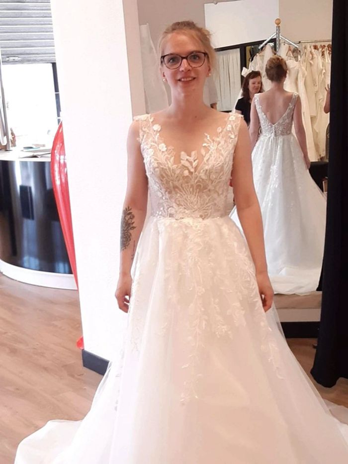 Robe de mariée + jupon - photo numéro 9