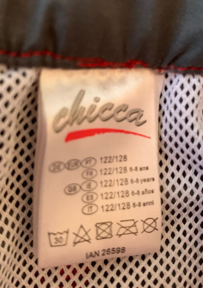 Short de bain 7 ans - photo numéro 4