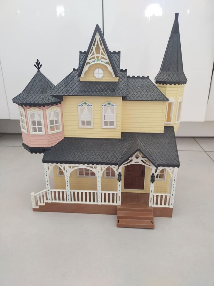 Lot playmobils maison manoir spirit et Lucky + box chevaux - photo numéro 4