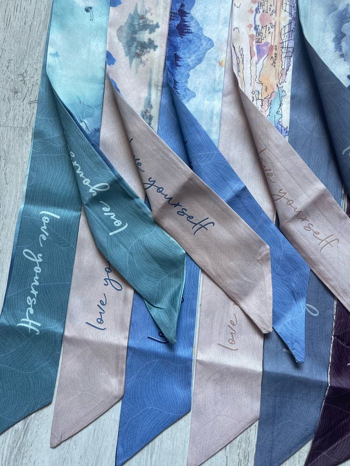 Lot de 8 bandeaux, foulards vintage - photo numéro 8