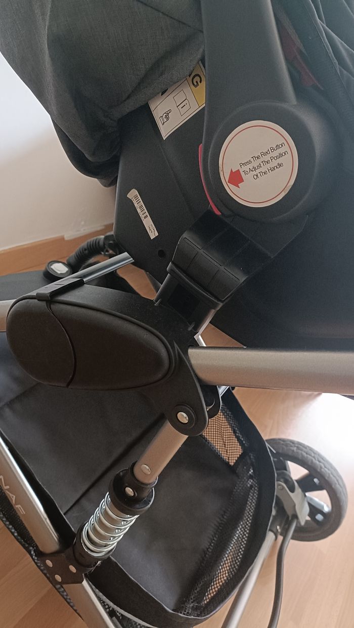 Vends poussette Naf Naf 3 en 1 en bon état - photo numéro 3