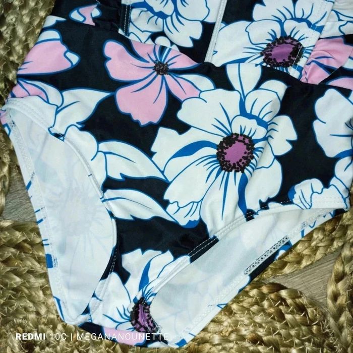👙 Maillot de bain fille 1 pièce - Taille 4 ans - Boutique Indépendante🌸 - photo numéro 4