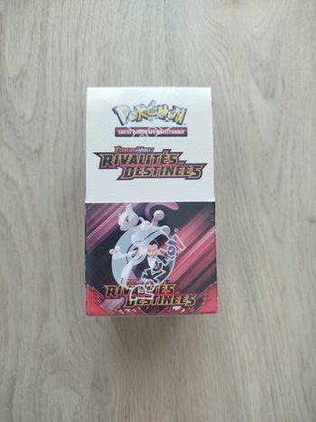 Demi display Rivalités Destinés (EV10) Pokémon Neuve